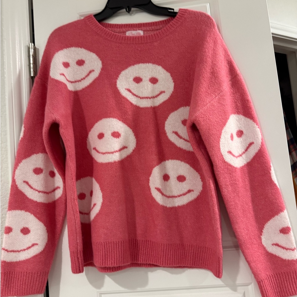 Med. Smiley Pink Sweater